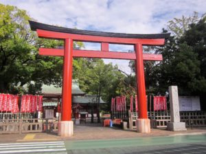 浅間神社の赤鳥居